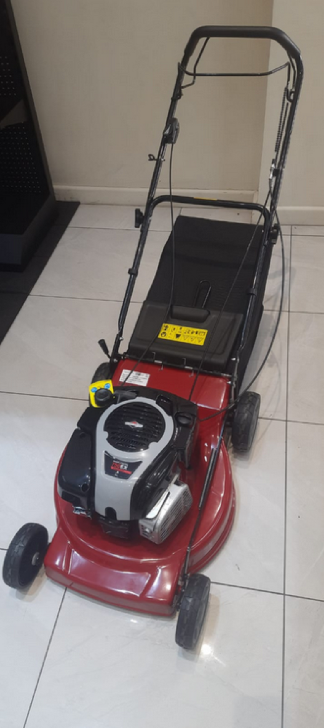 16" Briggs & Stratton Lawn Mower 3.5hp 125cc Hand Push WYS16