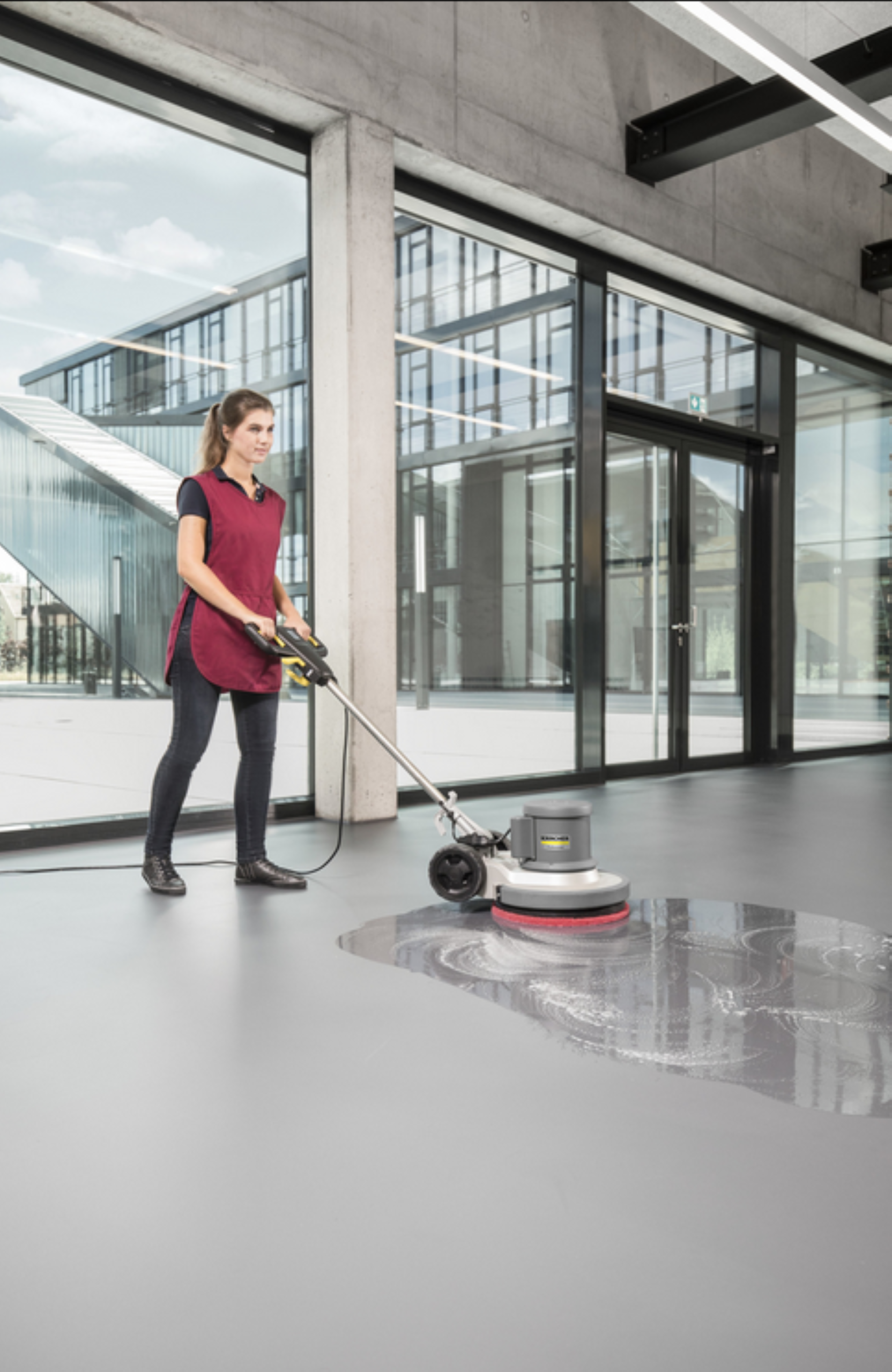 Karcher Floor Scrubber Single Disk Machine BDS 43/150 C Classic - Image 5